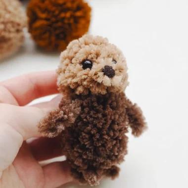 Adorable Pom Pom Otter Craft Recipe