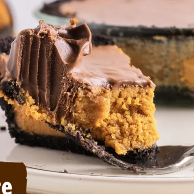 Decadent Buckeye Pie Recipe (Chocolate and Peanut Butter Delight)