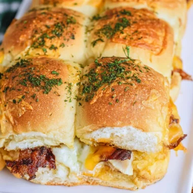 Delicious Chicken Hawaiian Roll Sliders Recipe