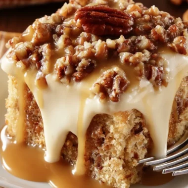 Delightful Butter Pecan Praline Poke Cake Recipe