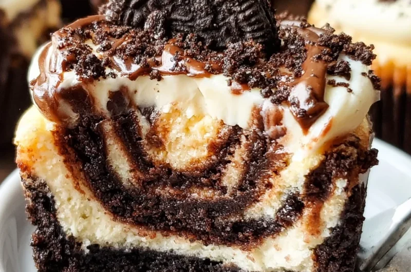 Fudge Swirled Oreo Bottom Cheesecake Cupcakes Recipe