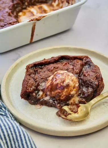 Irresistible Chocolate Cobbler Recipe (Decadent Delight!)